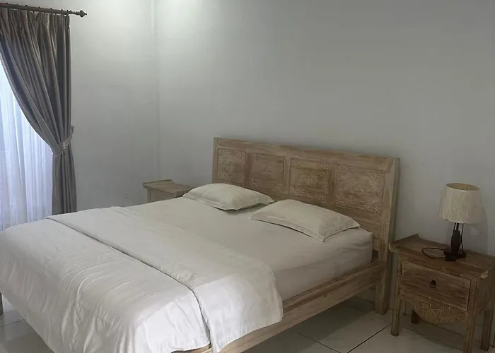Pudak Sari Guest house 3*
